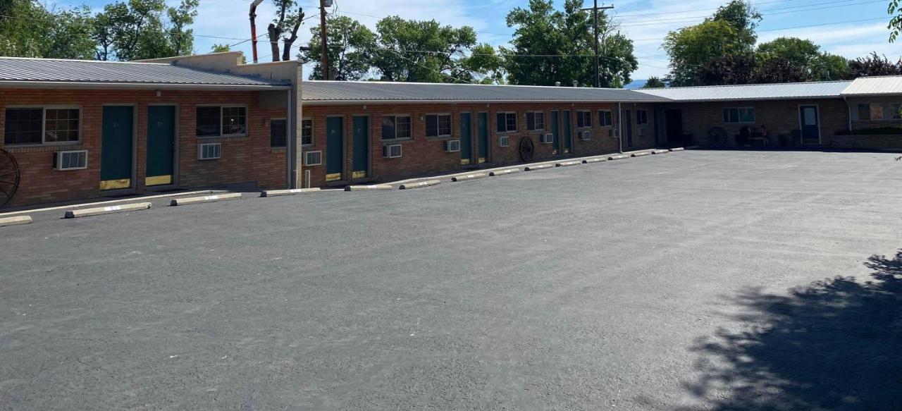 Horseshoe Bend Motel Lovell Exterior photo